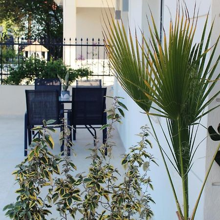 Saan Luxury Living Apartment Nea Kallikrateia ภายนอก รูปภาพ